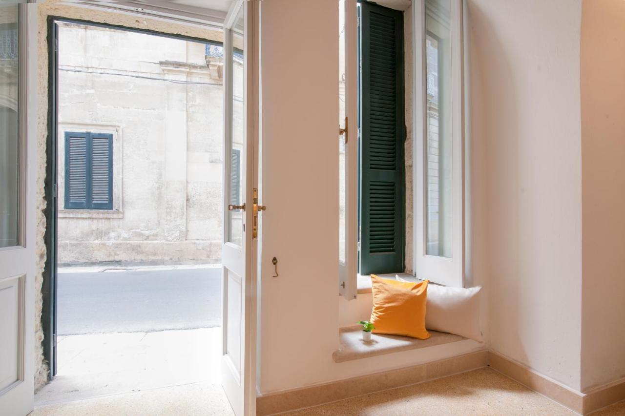 Blue Loft - Old Town Apartment Sit Lecce Exteriör bild
