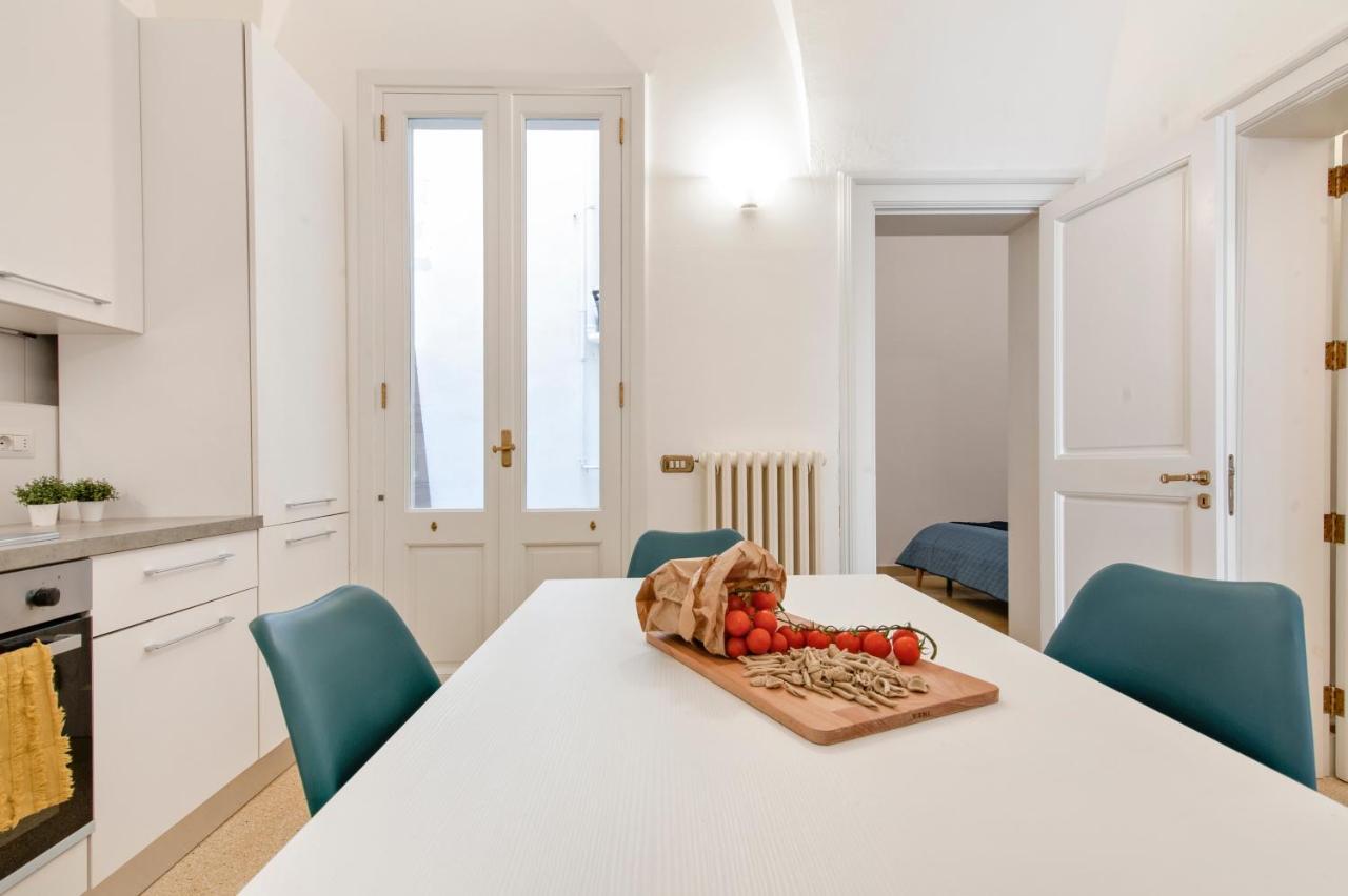 Blue Loft - Old Town Apartment Sit Lecce Exteriör bild