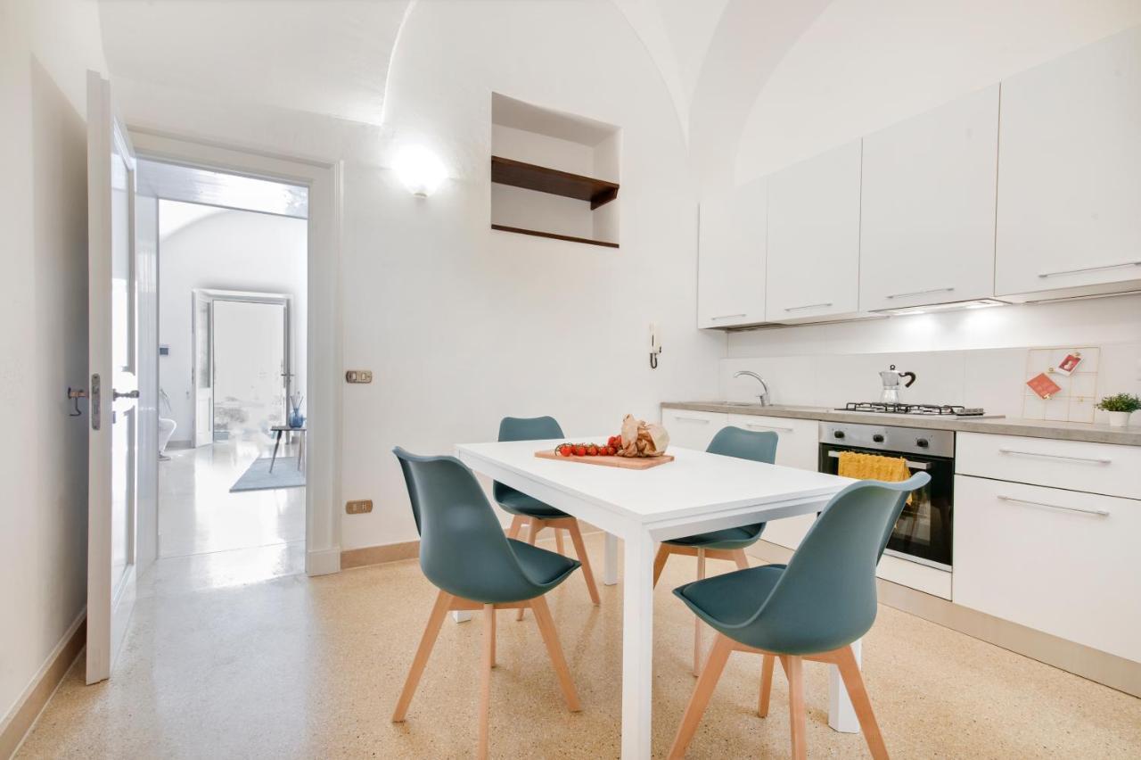 Blue Loft - Old Town Apartment Sit Lecce Exteriör bild