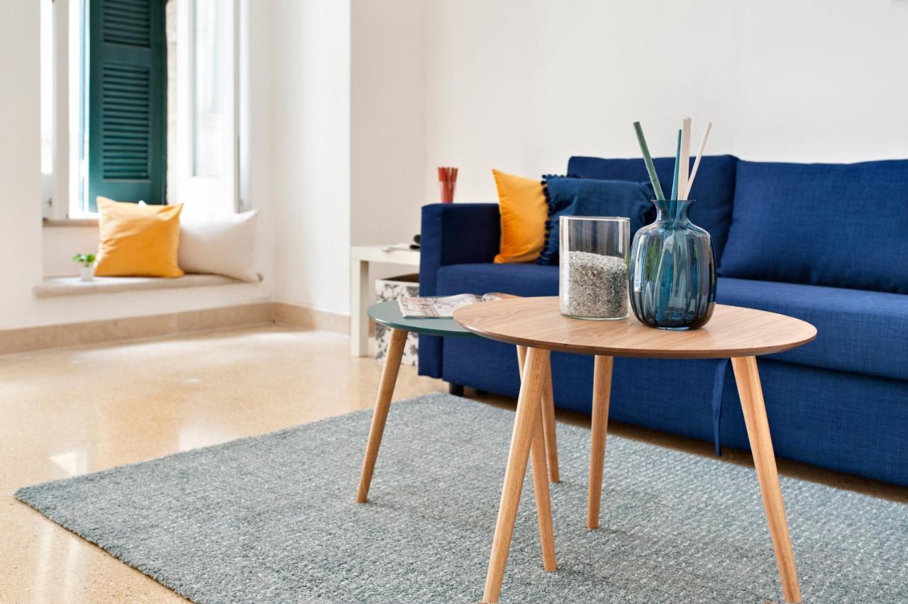 Blue Loft - Old Town Apartment Sit Lecce Exteriör bild